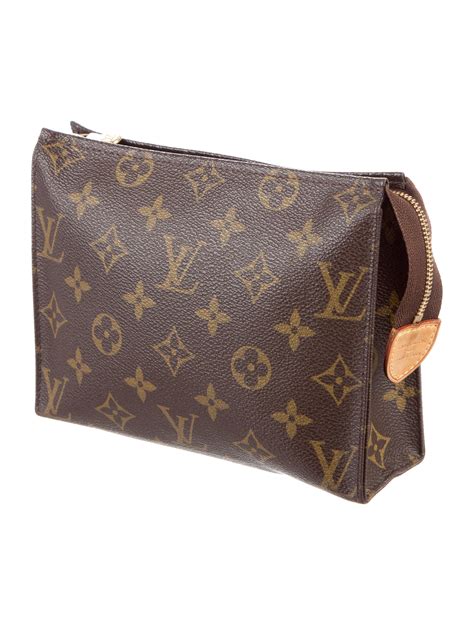 louis vuitton toiletry pouch 19 as clutch